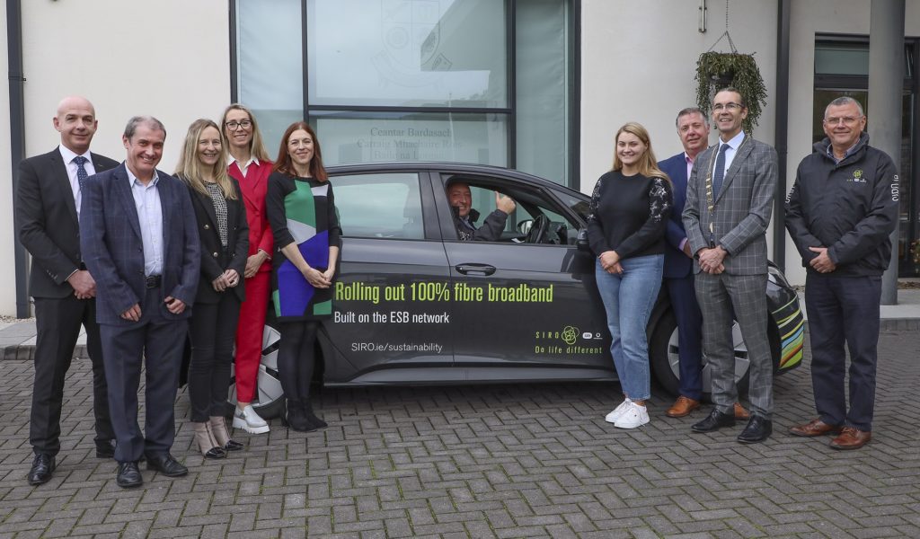 SIRO announces €6 million investment in 100% fibre broadband for Carrickmacross and Monaghan town, with network to go live in early 2023, the launch took place in the Civic Offices, Carrickmacross on Monday morning last (L-R) Damien Thornton (Carrickmacross-Castleblayney MD Co-Ordinator), John McArdle (Monaghan County Council Broadband Officer), Carmel O'Hare (Director of Corporate Services &amp; Innovation Monaghan County Council), Suzanne Tracy (Chief Technology Officer SIRO), Amanda Glancy (Director of Corporate Affairs SIRO), Micheal Crowe, Councillor Aoife McCooey, Rodney Howard (Build Manager SIRO), Aidan Campbell (MD Chairman) and Damien Murray (SIRO). Pic. Pat Byrne