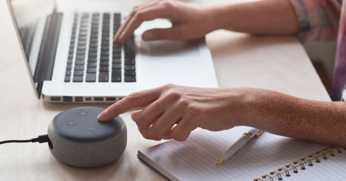 Top Tech Gadgets For Christmas To Set You Up For A Smarter 2023 - SIRO